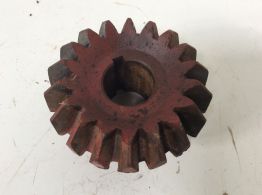 575 Feeder Drive Pinion 