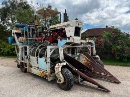 Blackcurrant Harvester